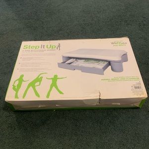 Wii Fit step it up 3” step with storage